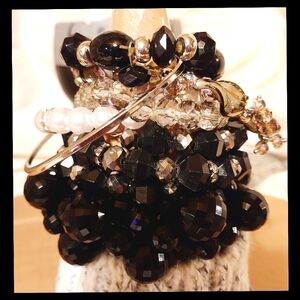 👀#L❤️VE HANDMADE. Beaded Bracelet Bundle.